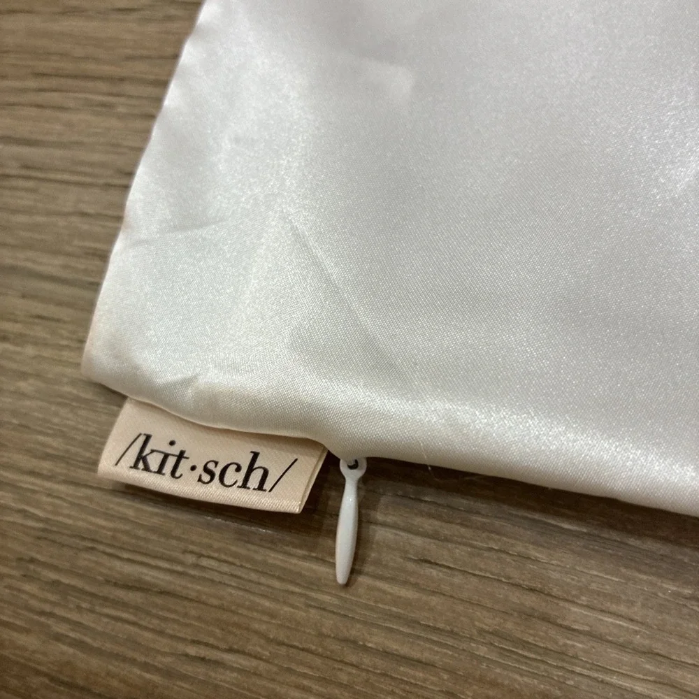 Kitsch received this